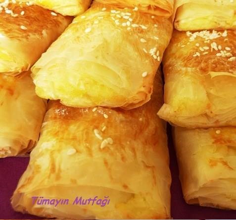 Baklava Yufkasında Patatesli Börek