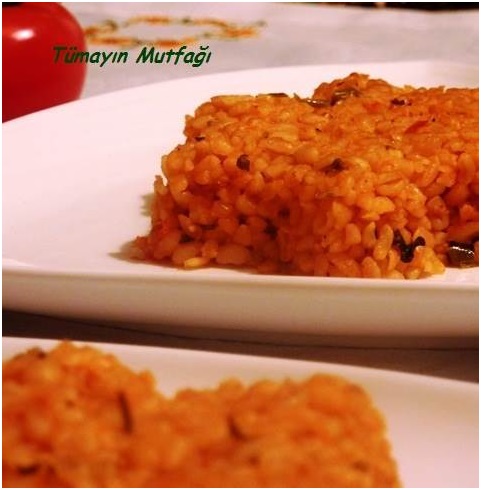 Domatesli Bulgur Pilavı