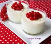 Muz Likörlü Panna Cotta