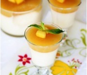 Şeftali Pelteli Panna Cotta