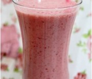 Çilekli Muzlu Smoothie