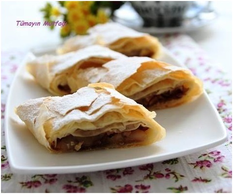 Elmalı Strudel