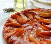 Şeftalili Tarte Tatin