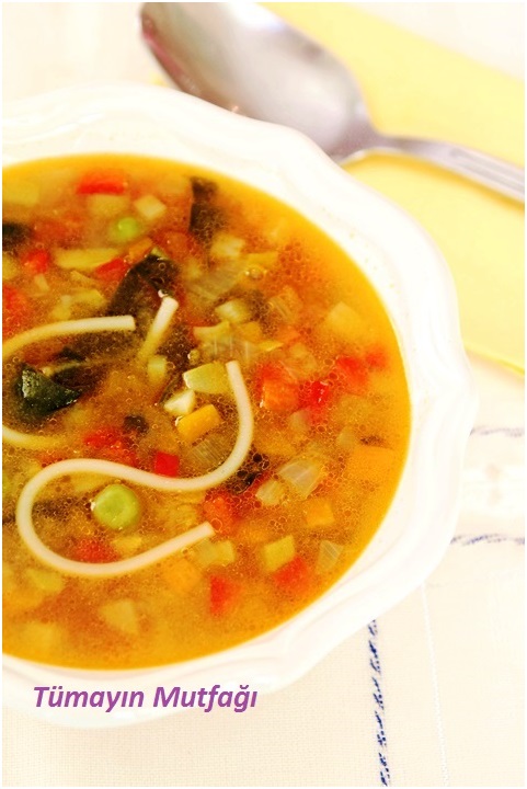 Minestrone Çorbası